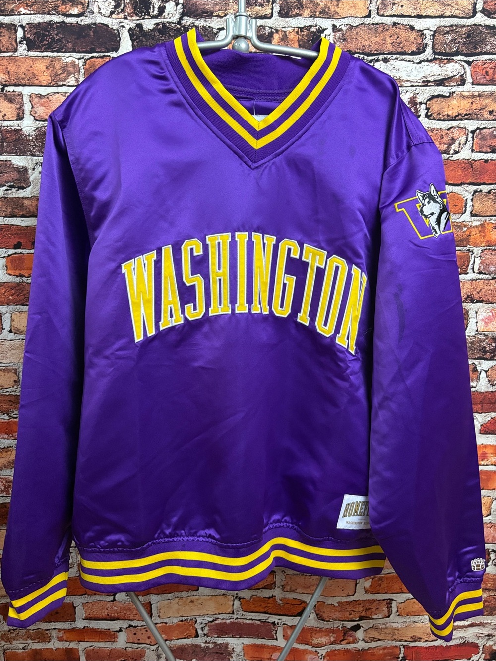Unisex UW Washington Purple & Gold V-Neck Windbreaker Sateen Pullover Size Large